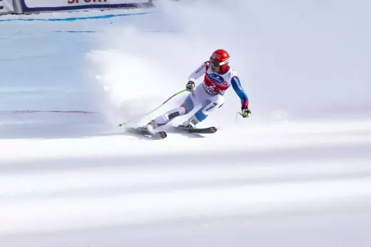 5 Top Downhill Skiing Competitions and Events